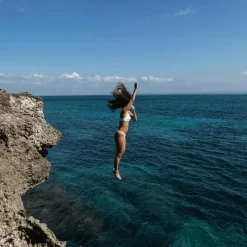 FA Sweet Rose Deodorant Spray 150 ML