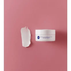 Best NIVEA Essentials 24u Voedende Dagcrème SPF 30 Droge Huid 50 ML