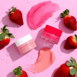 Online W7 Sweet Sugar Scrub Strawberry